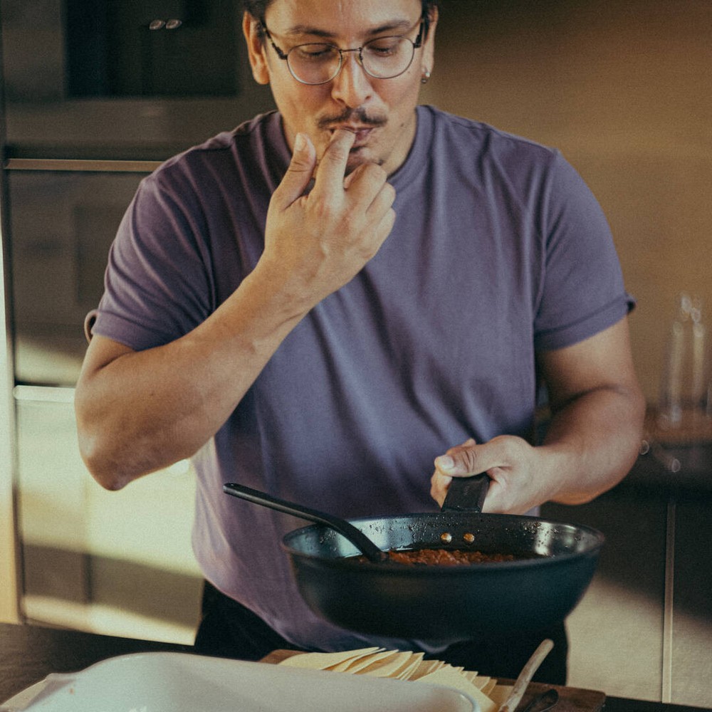 Сотейник із кришкою Fiskars Hard Face 28 см 1075530